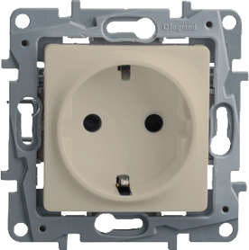 Контакт шуко 16a, бял, legrand, niloe, 764539