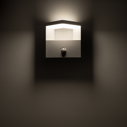 LED лампа с PIR сензор за движение 15W, 4000K, 220-240V AC, IP44 / LCP1540