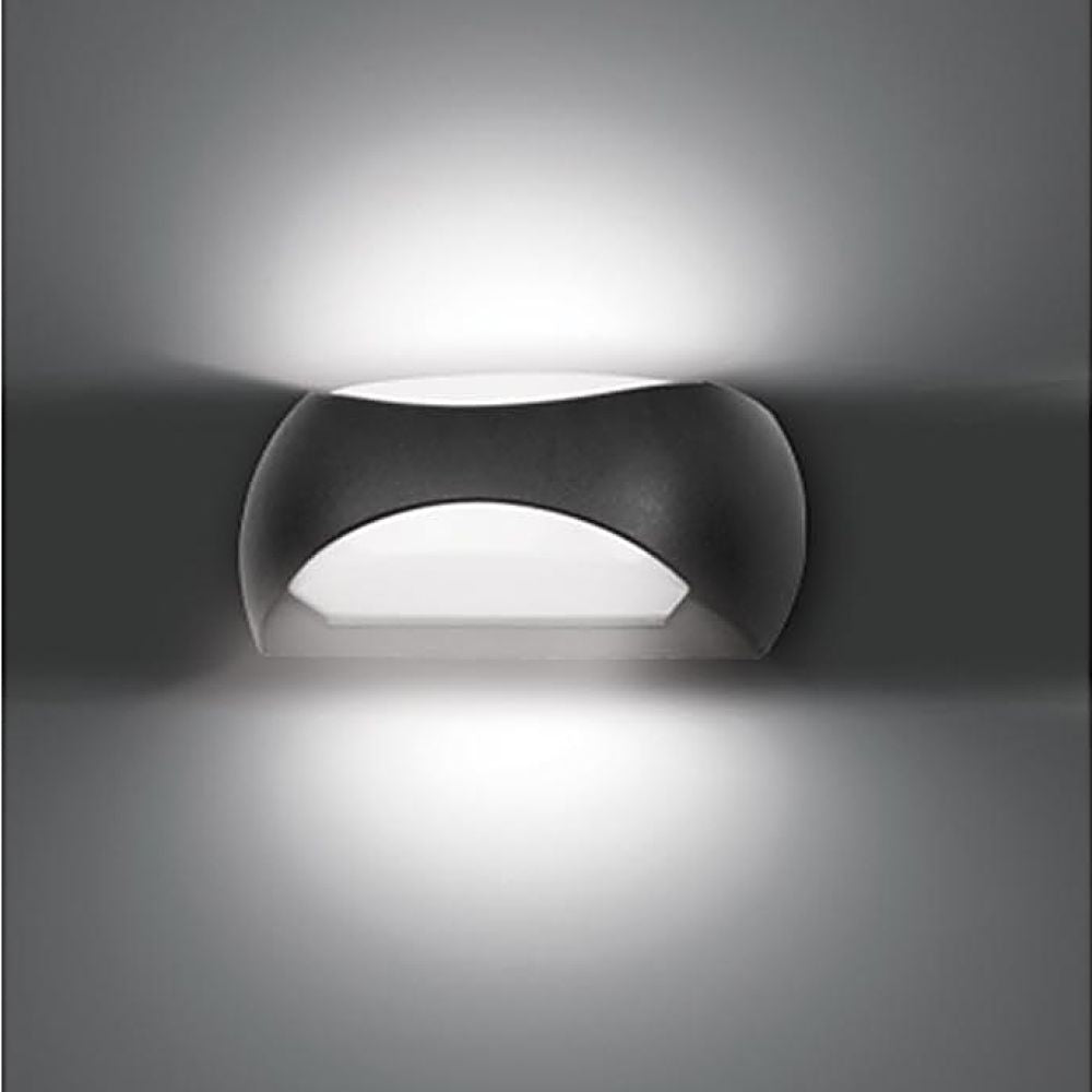 ВЛАГОЗАЩИТЕНО ОСВЕТИТЕЛНО ТЯЛО CAPRI/X LED ∙ 12W ∙ ЧЕРЕН ∙ 4000K ∙ IP54 / 004084