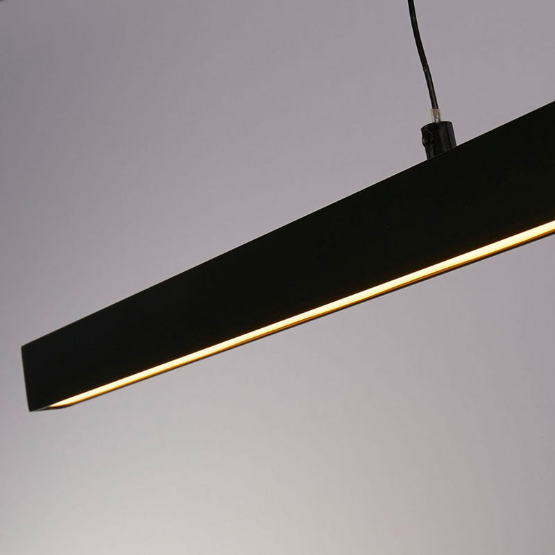 LED Полилей SearchLight Layla 30228BK